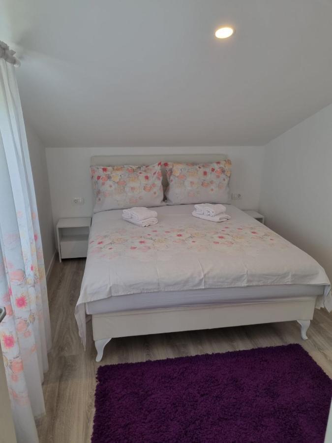 Apartmani Tolj Makarska Bagian luar foto