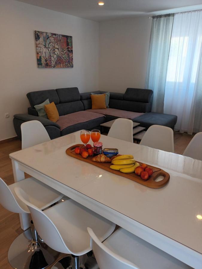 Apartmani Tolj Makarska Bagian luar foto