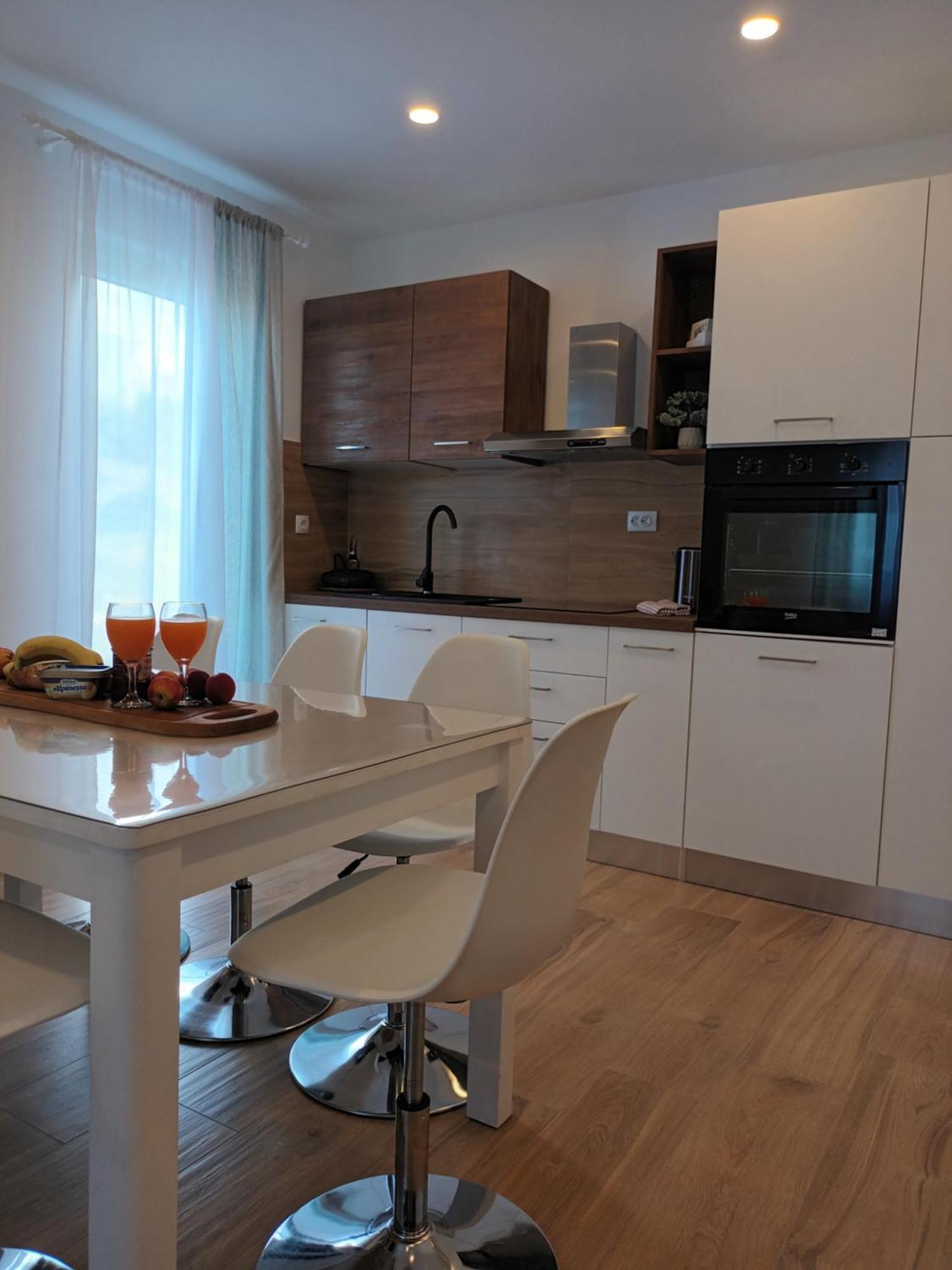 Apartmani Tolj Makarska Bagian luar foto