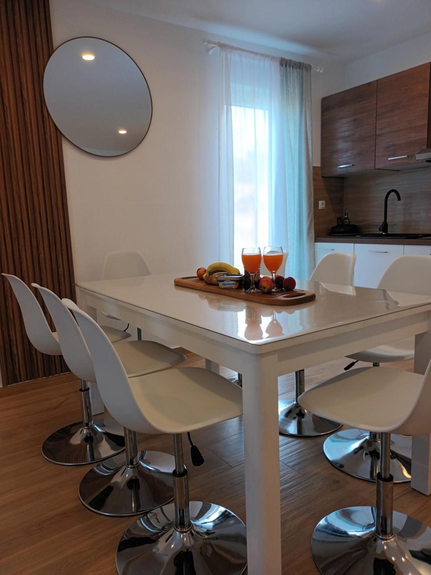 Apartmani Tolj Makarska Bagian luar foto