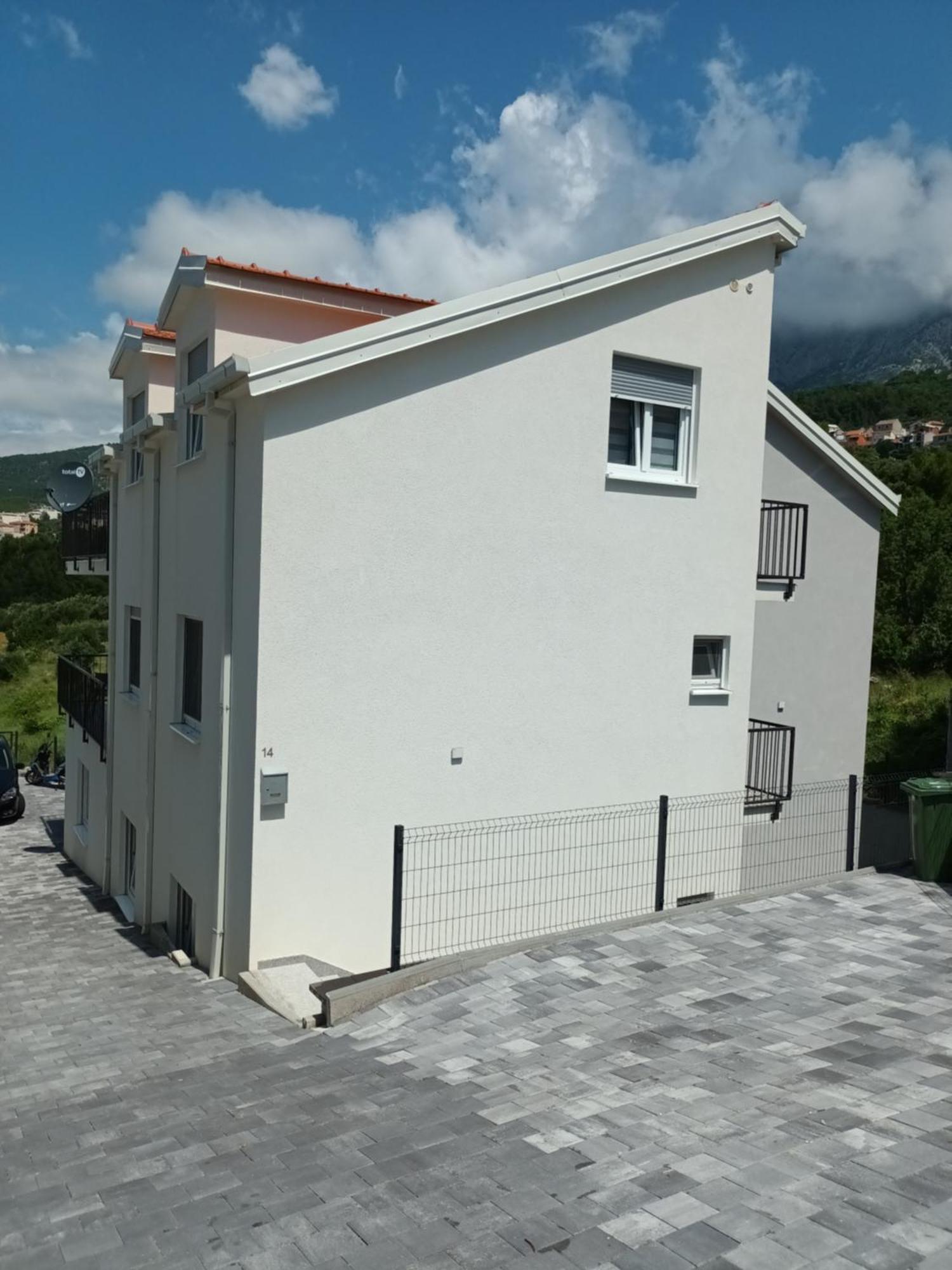 Apartmani Tolj Makarska Bagian luar foto